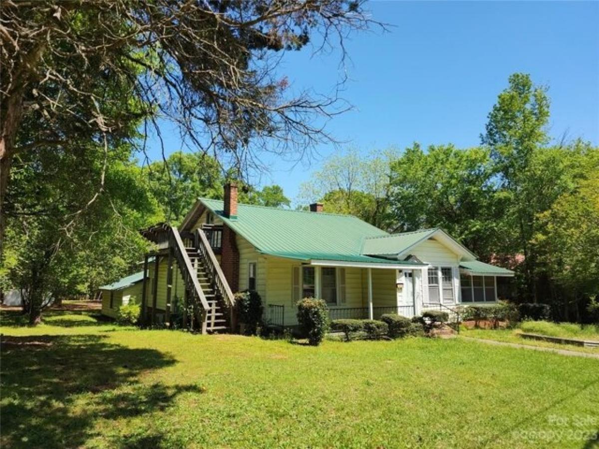 Picture of Home For Sale in Wadesboro, North Carolina, United States