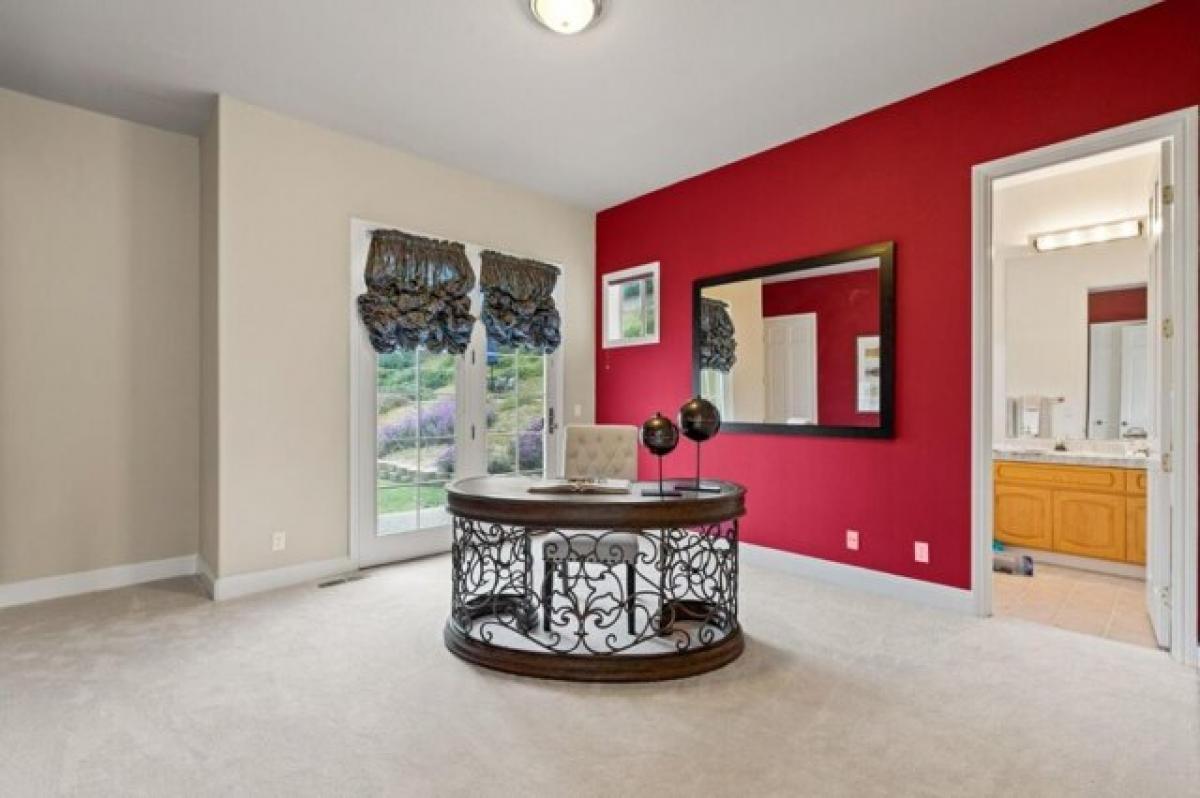 Picture of Home For Sale in Saratoga, California, United States