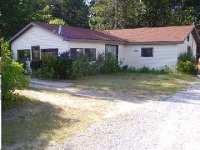 Home For Sale in Luzerne, Michigan