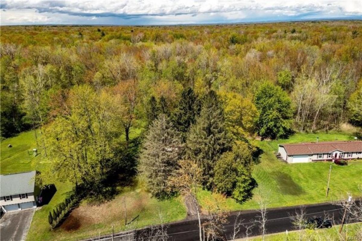 Picture of Home For Sale in Oneida, New York, United States