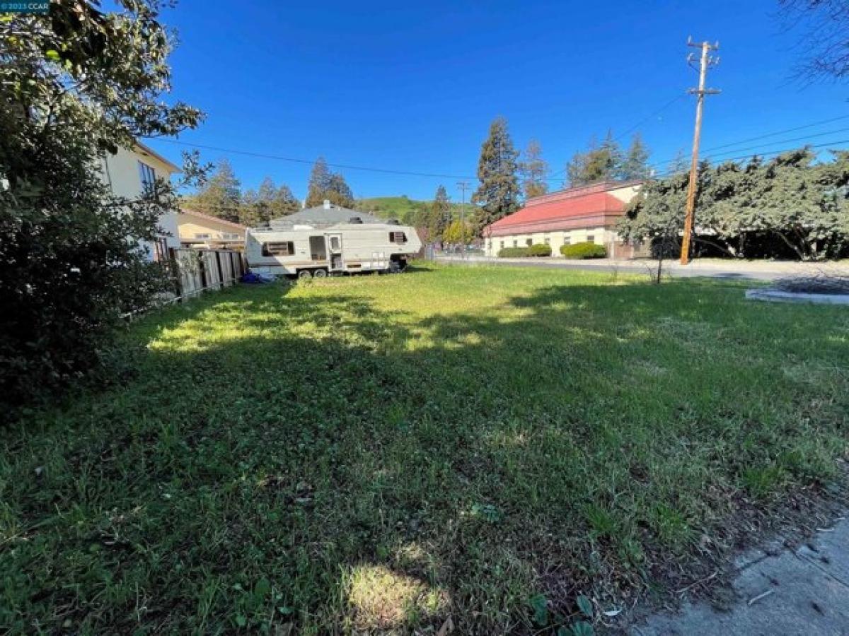 Picture of Residential Land For Sale in Martinez, California, United States