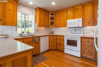 Home For Sale in Amboy, Washington