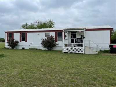 Home For Sale in Eddy, Texas