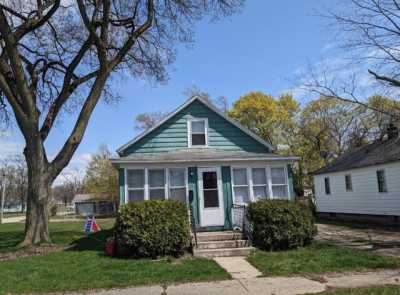 Home For Sale in Muskegon Heights, Michigan