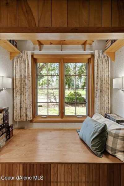 Home For Sale in Hayden Lake, Idaho
