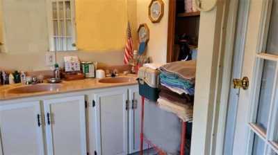 Home For Sale in Chittenango, New York