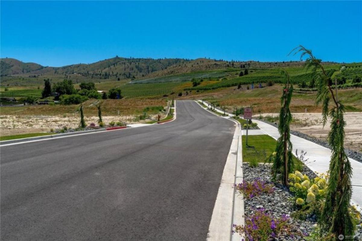 Picture of Residential Land For Sale in Chelan, Washington, United States
