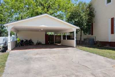 Home For Sale in Malone, Florida
