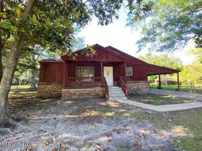Home For Sale in Pascagoula, Mississippi