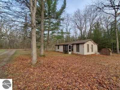 Home For Sale in South Branch, Michigan