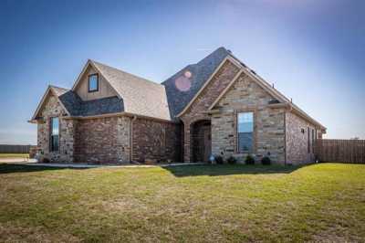 Home For Sale in Elgin, Oklahoma