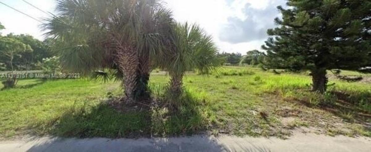 Picture of Residential Land For Sale in Palm Springs, Florida, United States