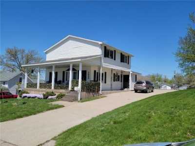 Home For Sale in Chariton, Iowa