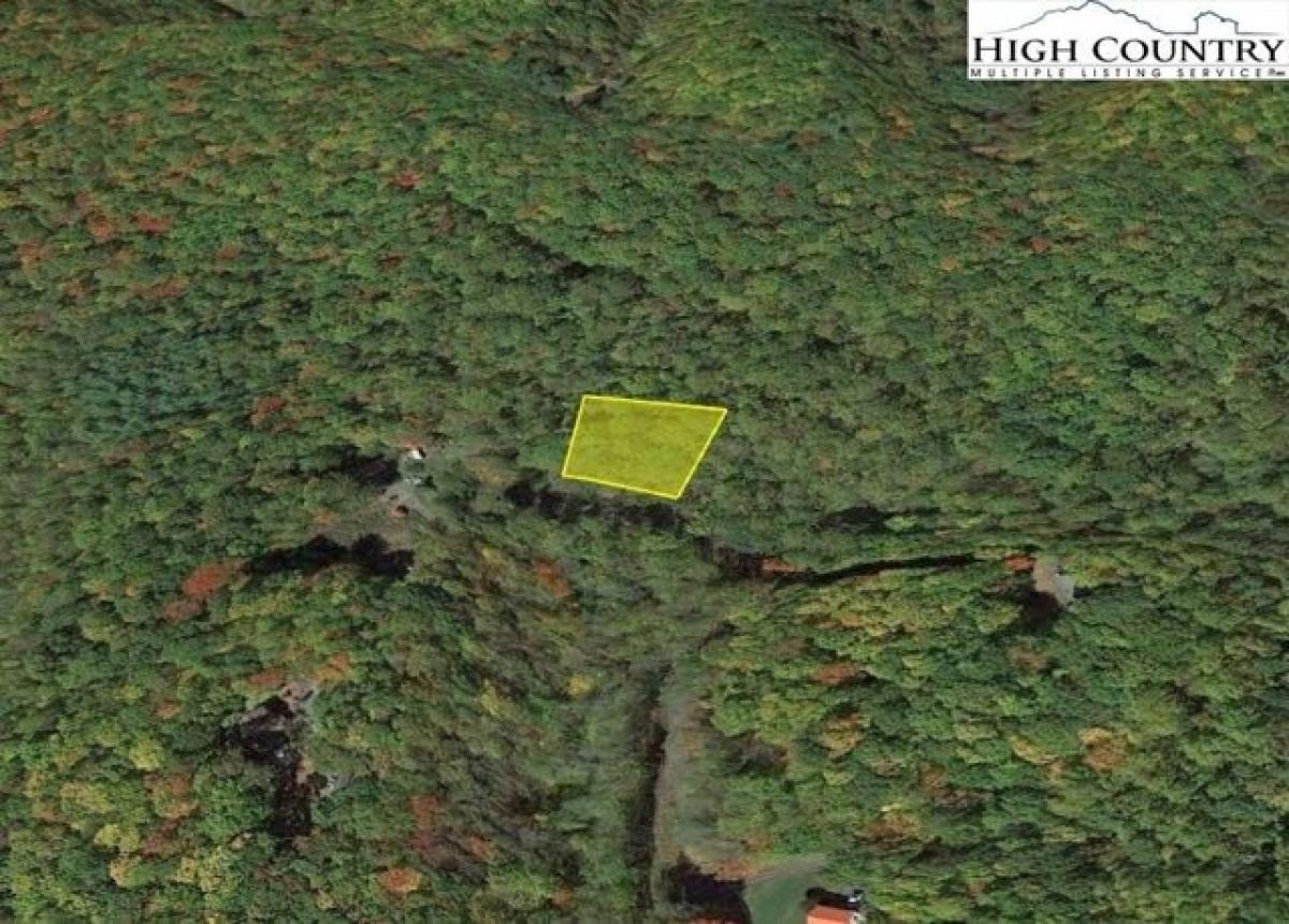 Picture of Residential Land For Sale in Jefferson, North Carolina, United States
