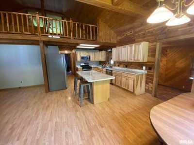 Home For Sale in Thompsonville, Illinois