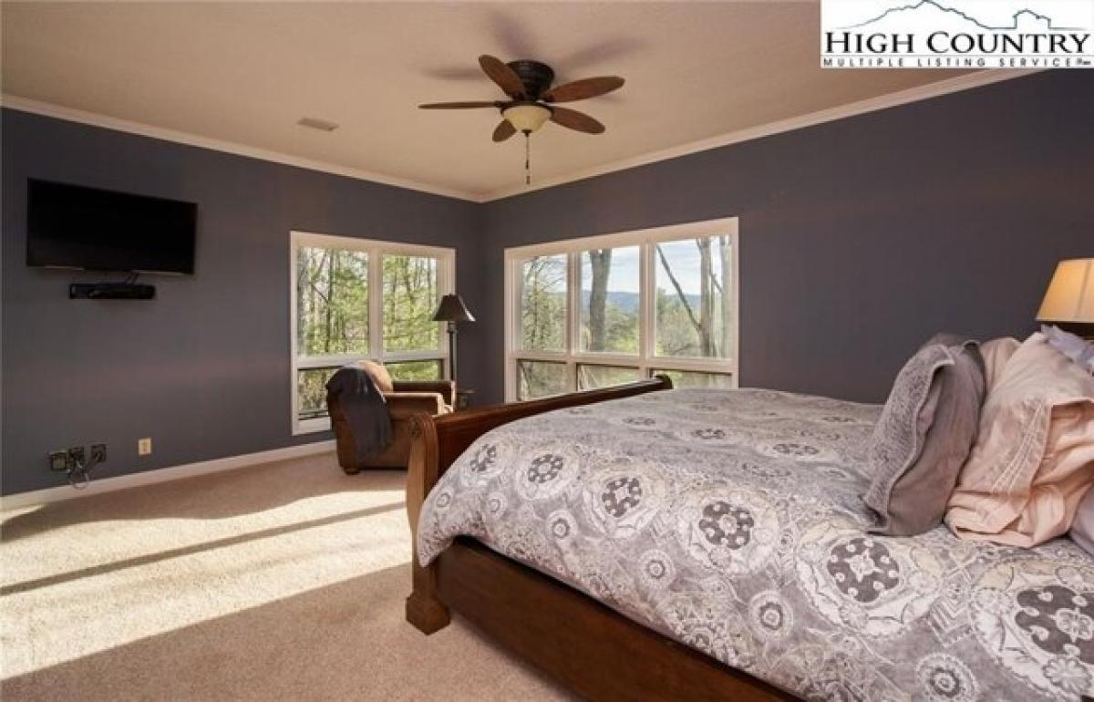 Picture of Home For Sale in Vilas, North Carolina, United States
