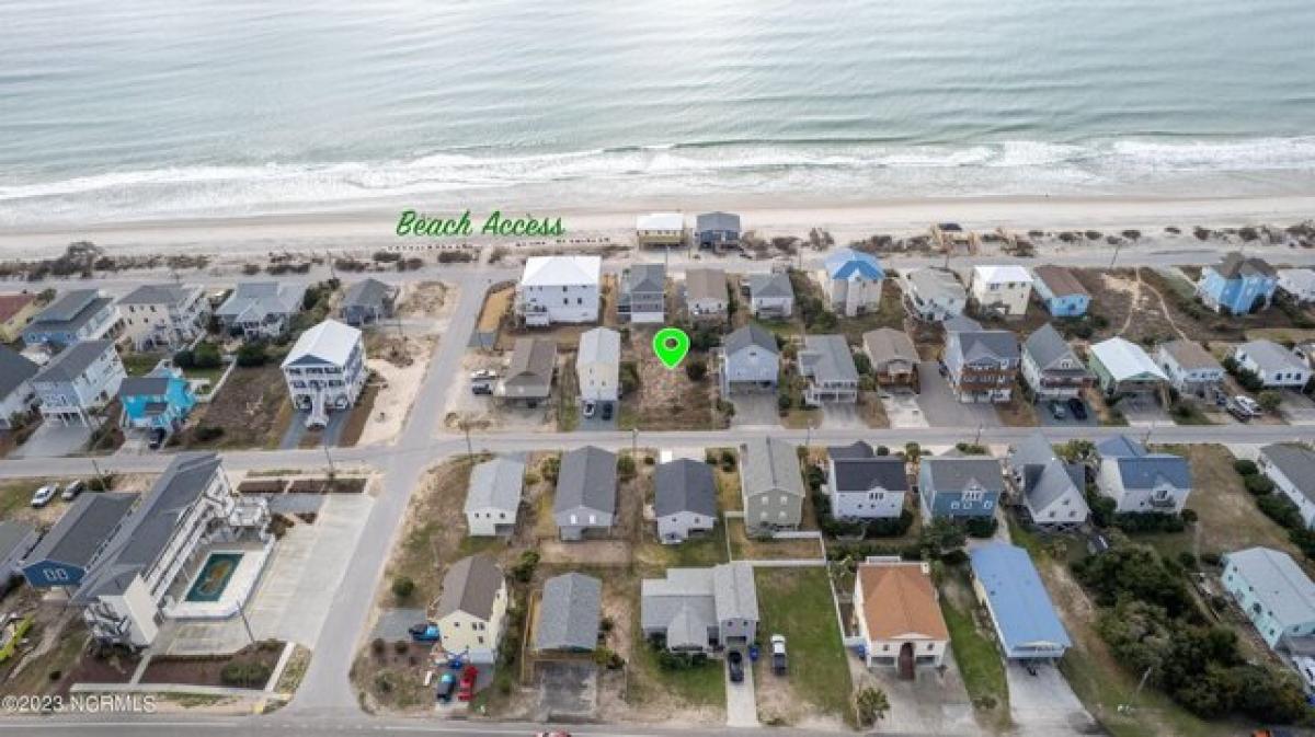 Picture of Residential Land For Sale in Surf City, North Carolina, United States