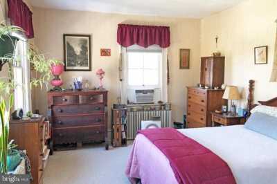 Home For Sale in Riegelsville, Pennsylvania