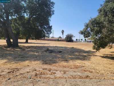 Residential Land For Sale in Antioch, California