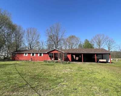 Home For Sale in Hornsby, Tennessee
