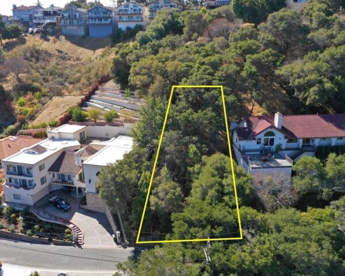 Picture of Residential Land For Sale in San Carlos, California, United States