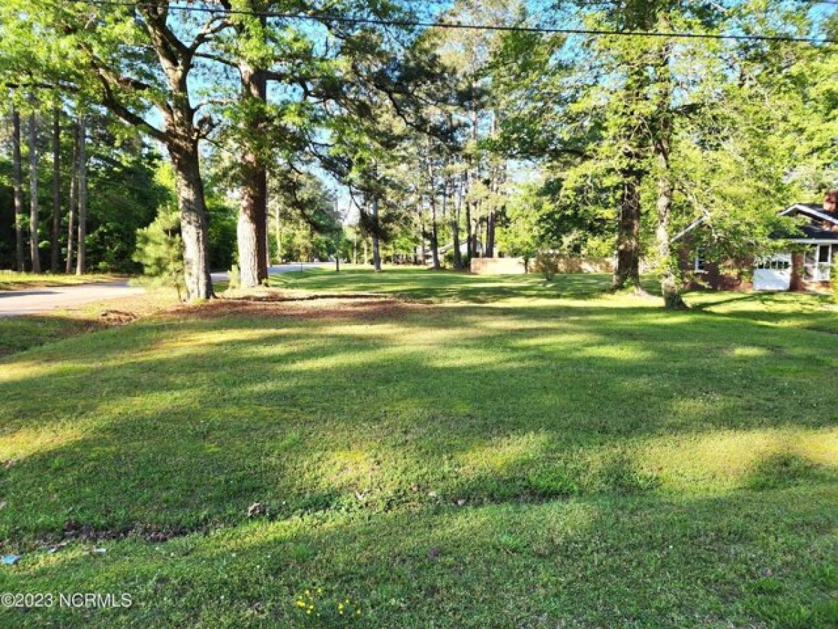 Picture of Residential Land For Sale in Windsor, North Carolina, United States