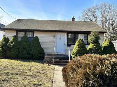 Home For Sale in Absecon, New Jersey