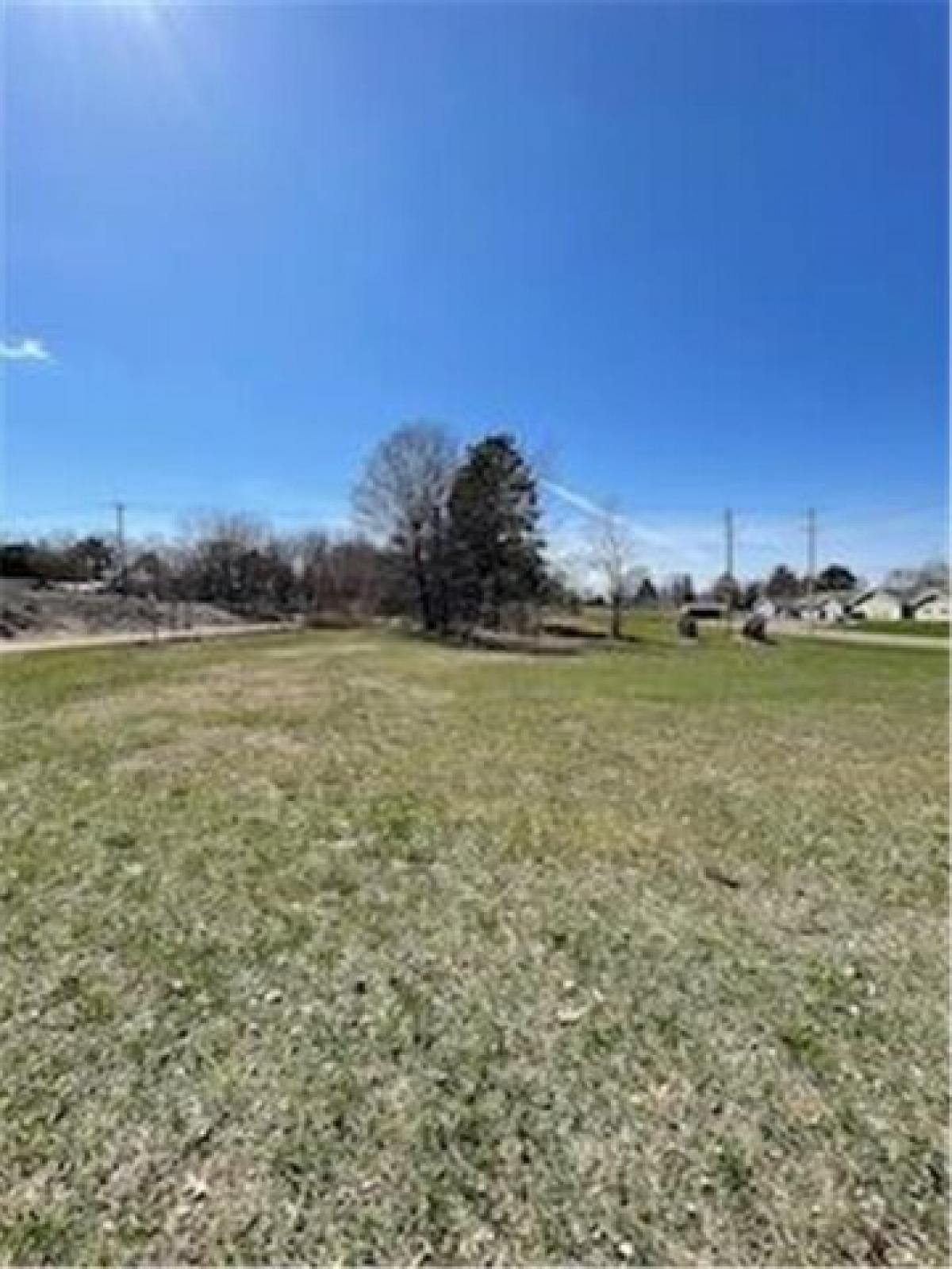Picture of Residential Land For Sale in Amery, Wisconsin, United States