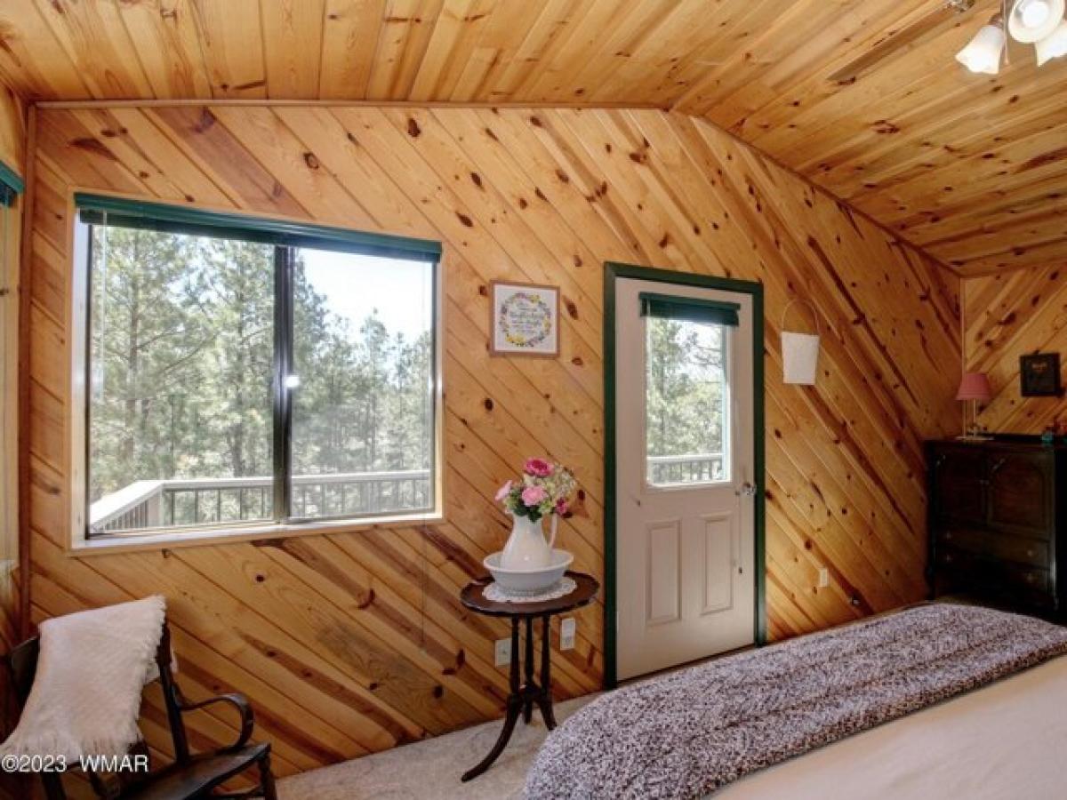 Picture of Home For Sale in Alpine, Arizona, United States