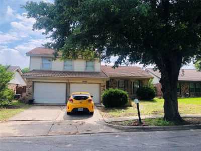 Home For Sale in Watauga, Texas