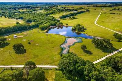 Home For Sale in Collinsville, Texas