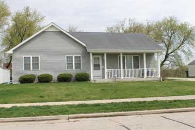 Home For Sale in Sturtevant, Wisconsin