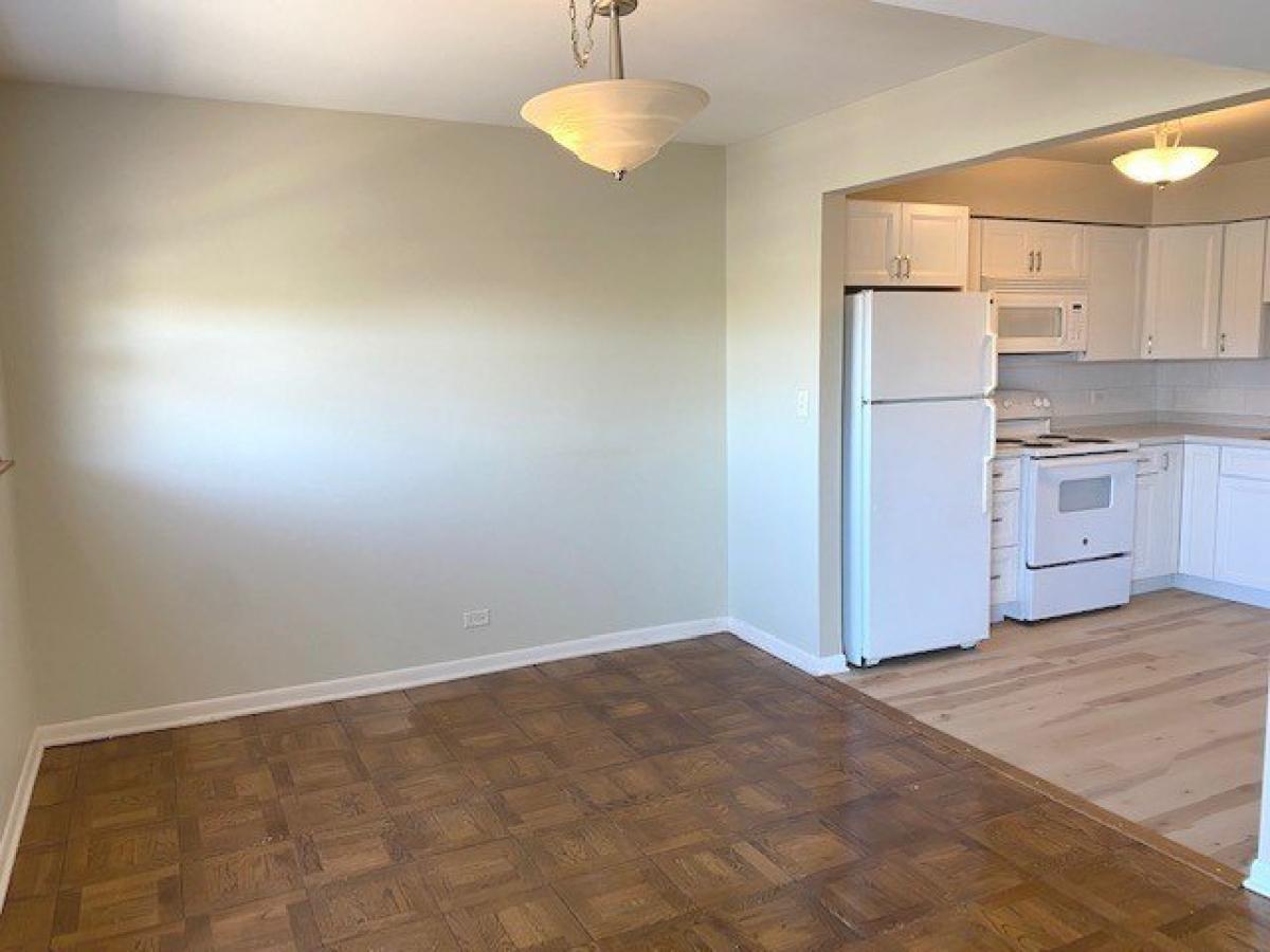 Picture of Apartment For Rent in Skokie, Illinois, United States