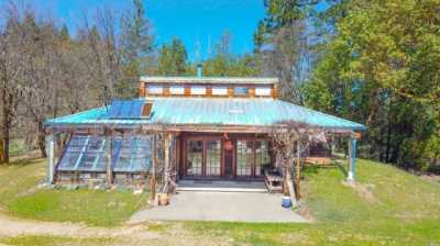 Home For Sale in Willits, California