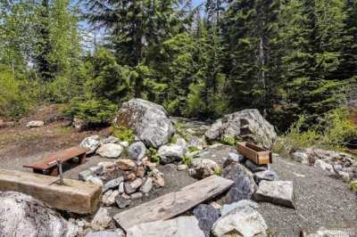 Home For Sale in Snoqualmie Pass, Washington