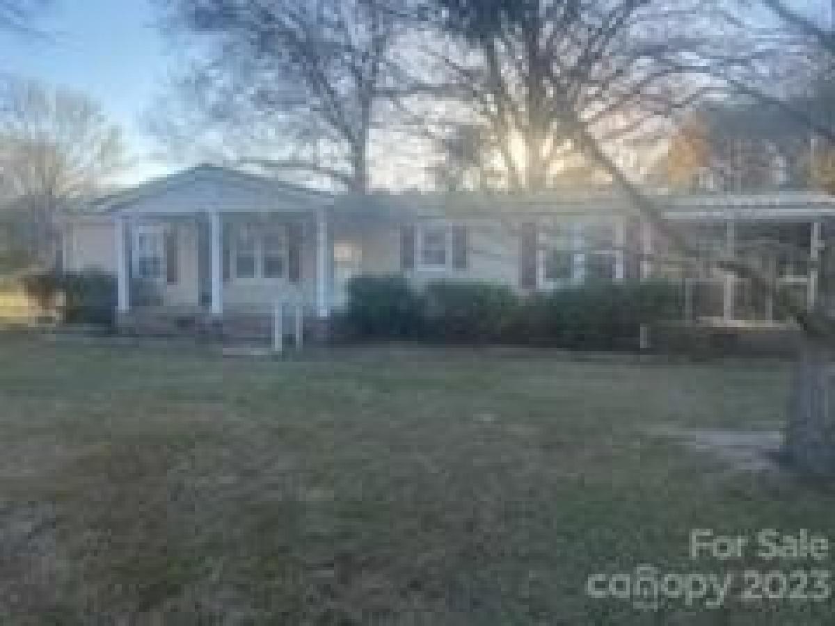 Picture of Home For Sale in Rockingham, North Carolina, United States