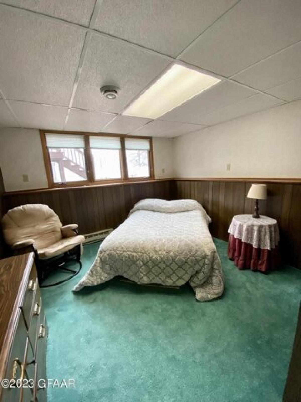Picture of Home For Sale in Grafton, North Dakota, United States