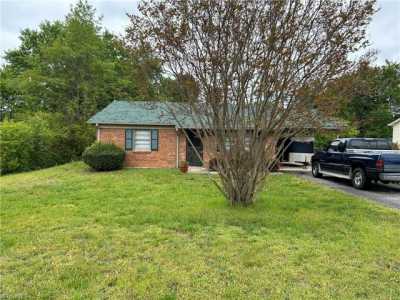 Home For Sale in Walnut Cove, North Carolina