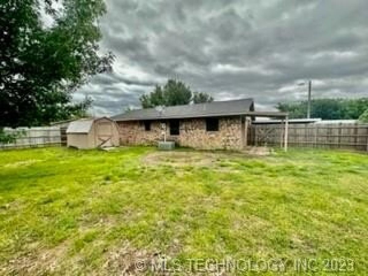 Picture of Home For Sale in Colbert, Oklahoma, United States