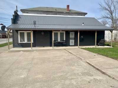 Home For Sale in La Belle, Missouri