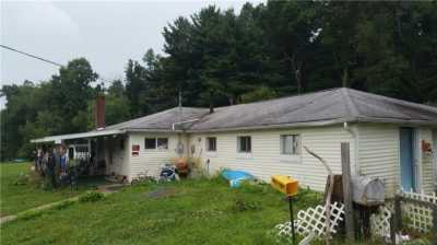 Home For Sale in Farmington, Pennsylvania