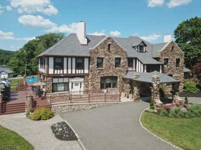 Home For Sale in Rockaway, New Jersey
