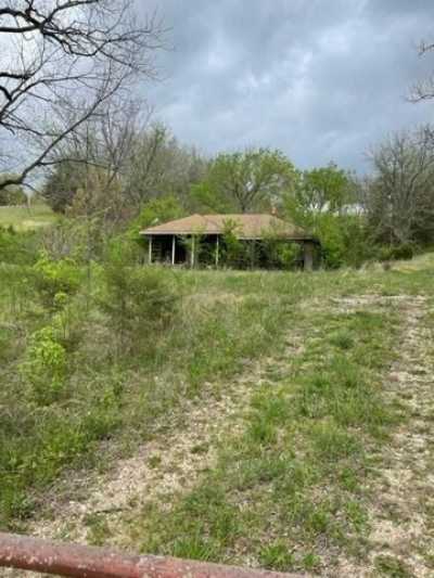 Home For Sale in Pineville, Missouri