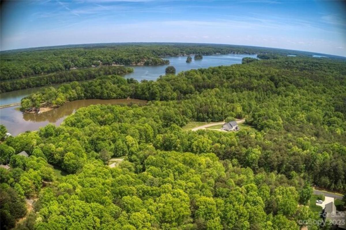 Picture of Residential Land For Sale in Catawba, North Carolina, United States