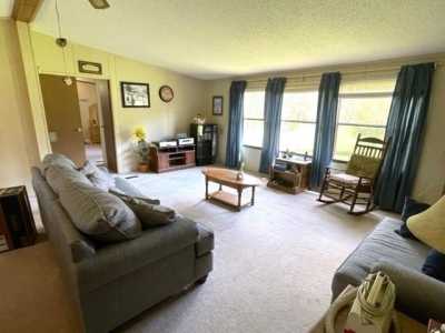 Home For Sale in Fredonia, Pennsylvania
