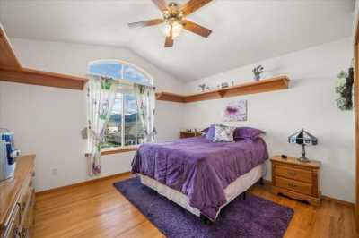 Home For Sale in Greenacres, Washington