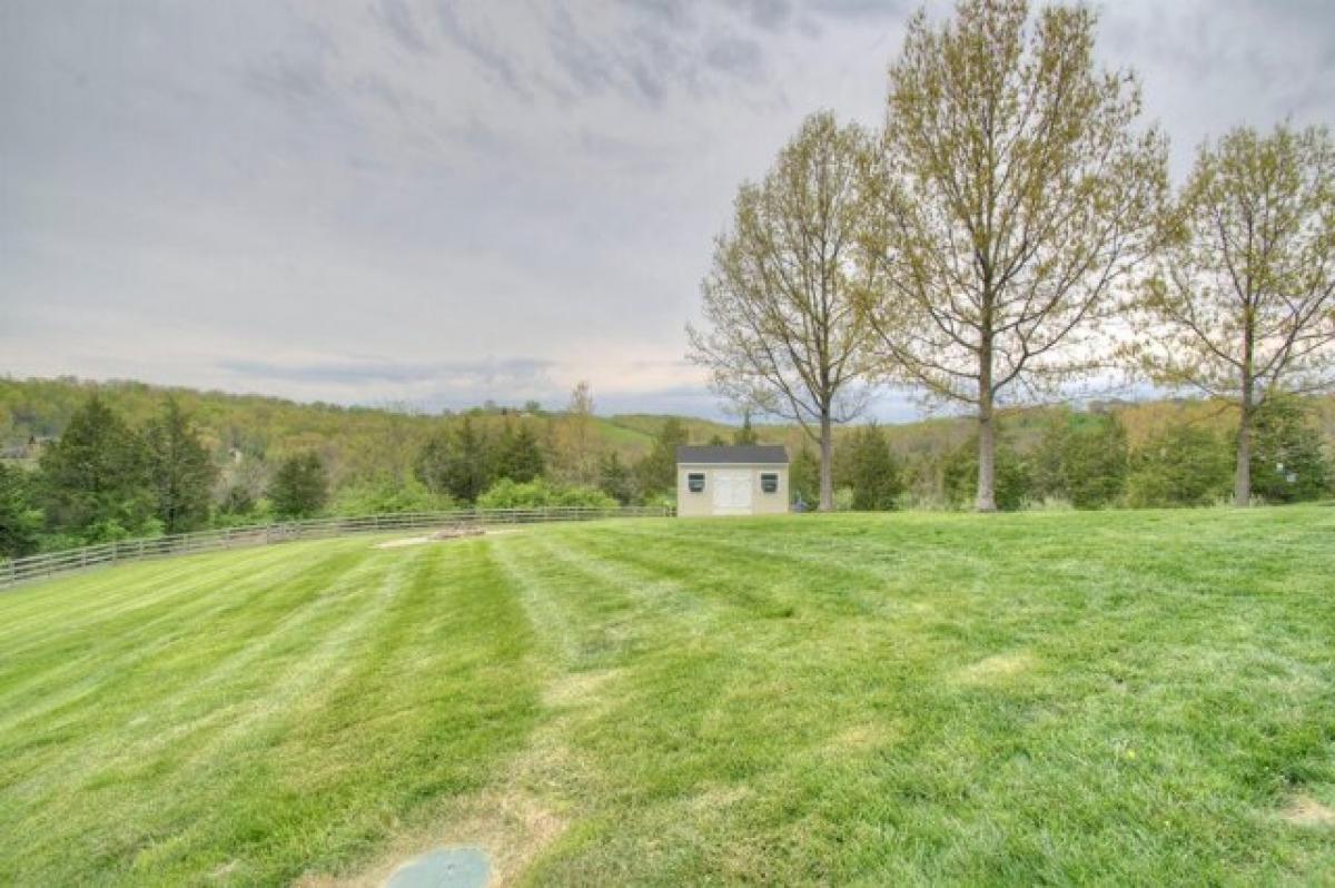 Picture of Home For Sale in Cold Spring, Kentucky, United States