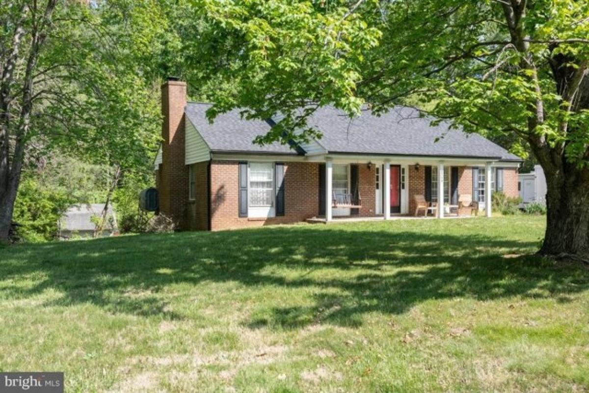 Picture of Home For Sale in Culpeper, Virginia, United States