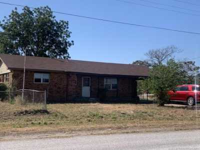Home For Sale in Ringling, Oklahoma