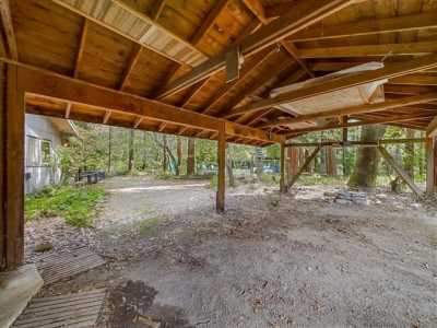 Home For Sale in Redway, California